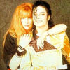 Lisa Presley si Karen Faye, sedinta de spiritism cu Michael Jackson