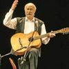 Tudor Gheorghe canta `Serenada din Trecut` la Amfiteatrul Mihai Eminescu