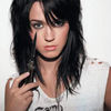 Katy Perry si cutitul buclucas starnesc mania celor care se declara impotriva violentei