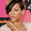 Rihanna lanseaza Te Amo, inainte de a fi Last Girl On Earth