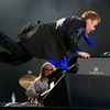 Elton John, cucerit de publicul roman in Piata Constitutiei