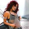 Dulce Maria, topless in telenovela `Verano de Amor` (video)