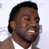 Kanye West si-a implantat dinti cu diamante (video)