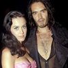 Katy Perry si Russell Brand, pe tron la nunta