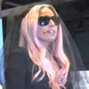 Lady Gaga lanseaza ochelarii care fac poze si filmeaza (video)