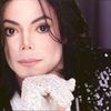 Tatal lui Michael Jackson vrea sa lanseze parfum cu numele fiului sau
