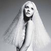 Christina Aguilera a pozat goala pentru o revista (foto)