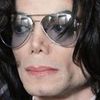 Top 6 norocosi care castiga bani de pe urma lui Michael Jackson