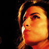 Amy Winehouse se vinde mai bine postum