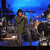 Hot new: Red Hot Chili Peppers - Look Around (videoclip)