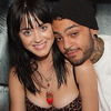 Katy Perry s-a impacat cu Travis McCoy