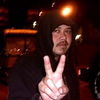 Basistul Deftones a iesit din coma