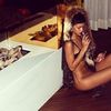 Rihanna are placeri intime cand se epileaza
