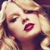 Taylor Swift si-a cumparat doua site-uri pentru adulti 