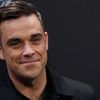 Robbie Williams a lansat clipul piesei "Love My Life"