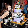 Miley Cyrus, petrecere aniversara surpriza si proces incheiat