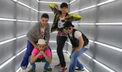 Videoclip Bloggers Ma doare o luna
