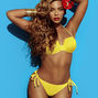 Beyonce in  costum de baie pentru H&M